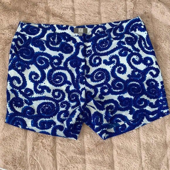 Tristan Pants - Tristan dress shorts. Size 14. Blue and white